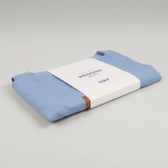 NWT *** HAY  SKY BLUE LARGE WEEKEND BAG DURABLE & SPACIOUS FOR ALL YOUR NEEDS ** - Picture 5 of 6